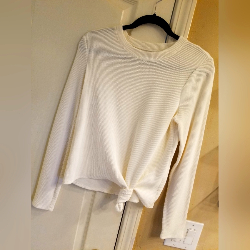 Texture & Thread Madwell * Cream Ribbed Pullover Top